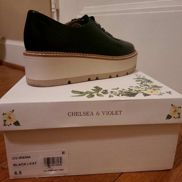 Chelsea & Violet Irena Lace-Up Lug Sole Platform Oxfords Size 6.5/7 - Picture 10 of 10